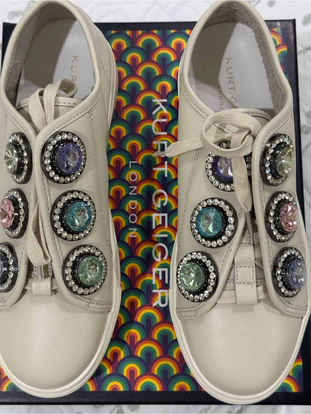 NIB Kurt Geiger Laney Octavia Bone Lace Up Sneakers with Pastel Gems RARE 9.5🤩 - Picture 8 of 11